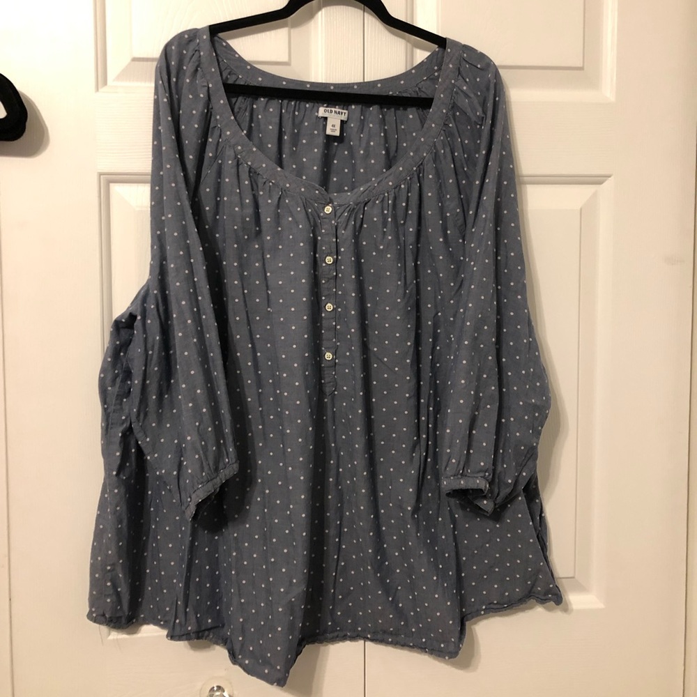 Chambray Old Navy Plus polka dot top